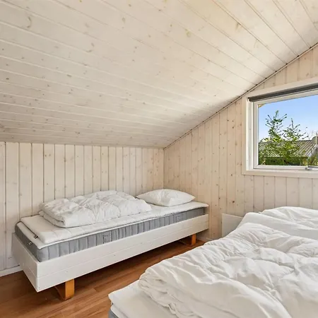 Dolores - 100m From The Sea By Interhome Holiday home *